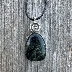 Kambaba Necklace for Peace and Tranquity